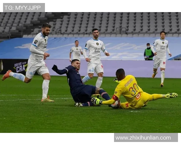 法甲精彩对决巴黎圣日耳曼与马赛的巅峰对抗集锦回顾 法甲精彩对决巴黎圣日耳曼与马赛的巅峰对抗集锦回顾