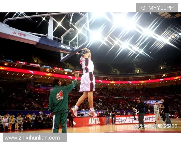 火箭队与勇士队精彩对决录像回放尽在CCTV体育频道观看分析